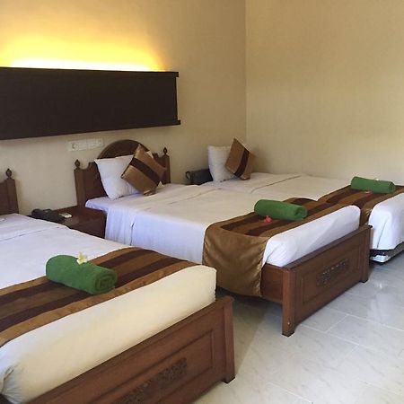 Bakung Beach Resort Кута Екстериор снимка