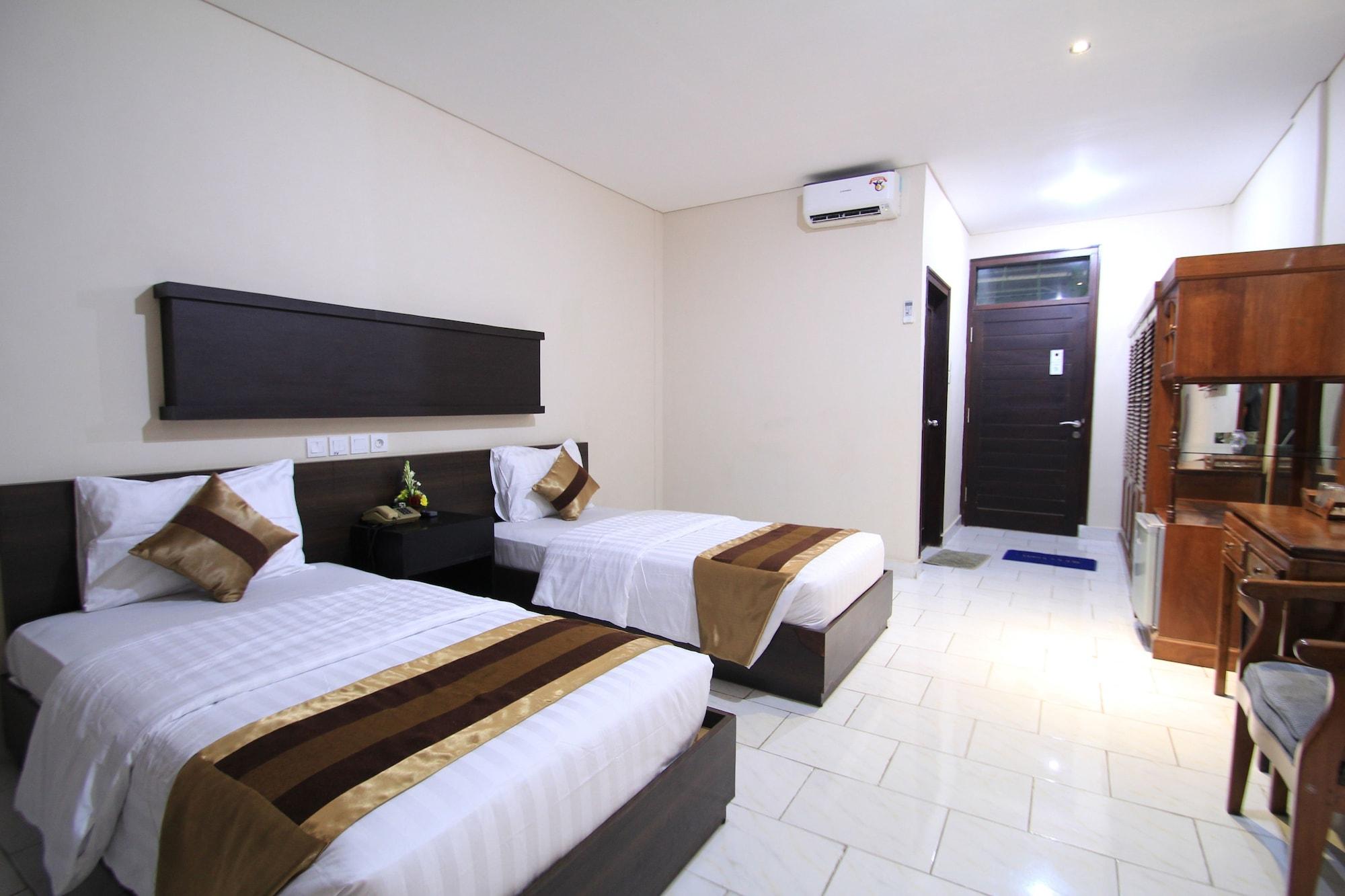 Bakung Beach Resort Кута Екстериор снимка