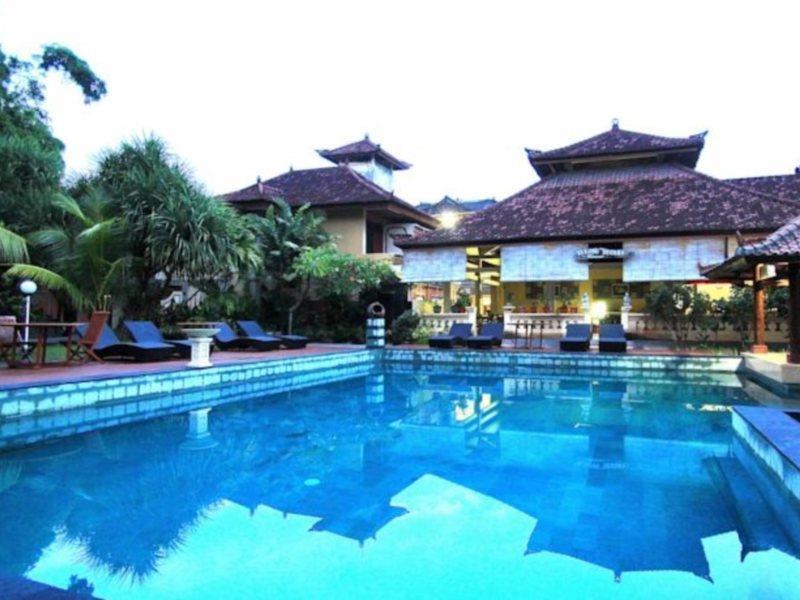 Bakung Beach Resort Кута Екстериор снимка