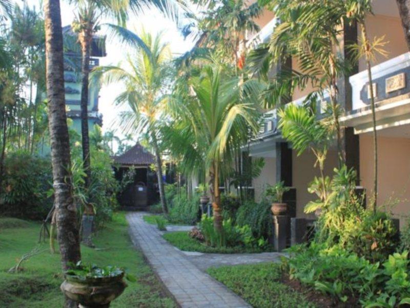 Bakung Beach Resort Кута Екстериор снимка